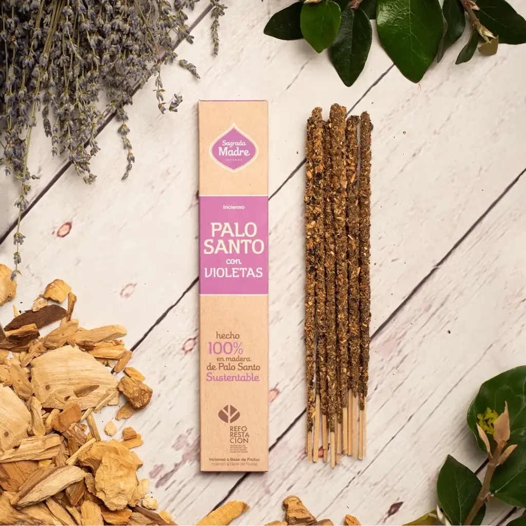 Palo Santo con Violetas.webp