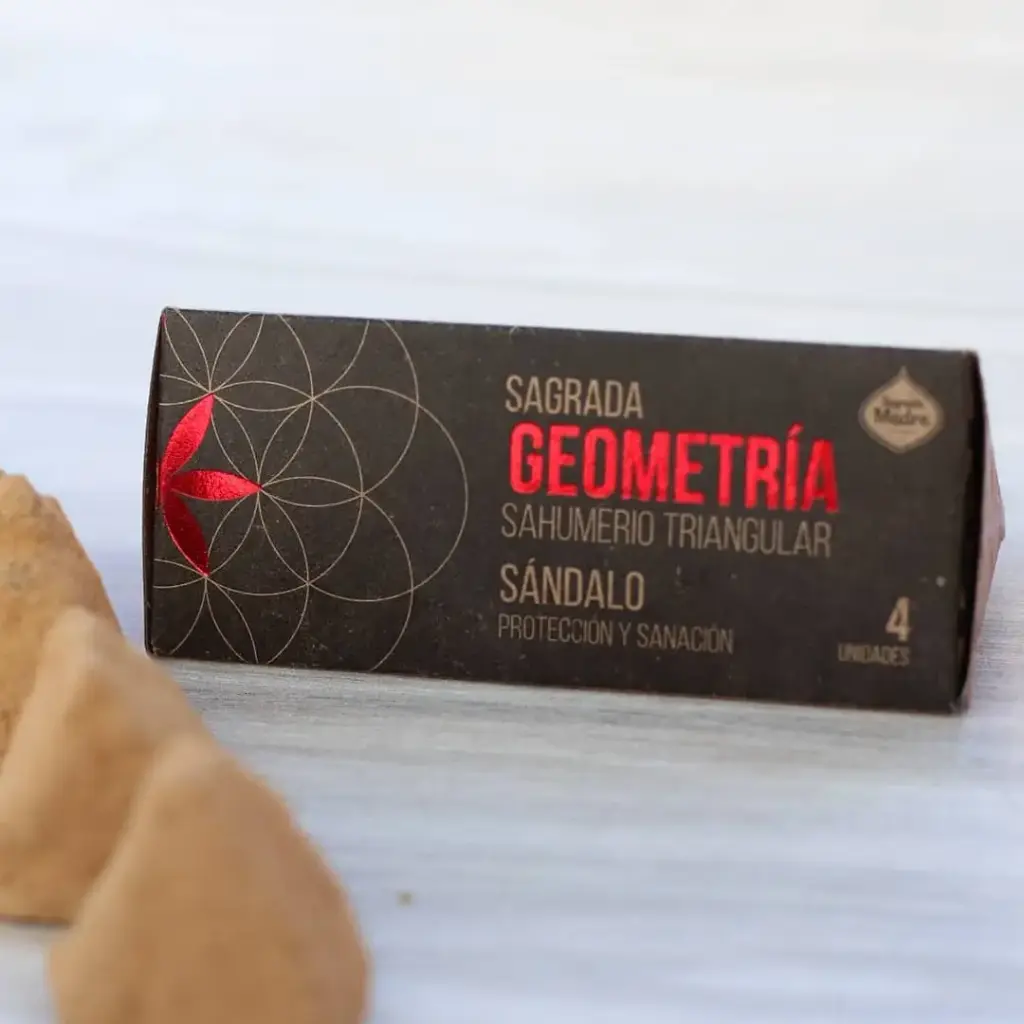 sah traingular sandalo.webp